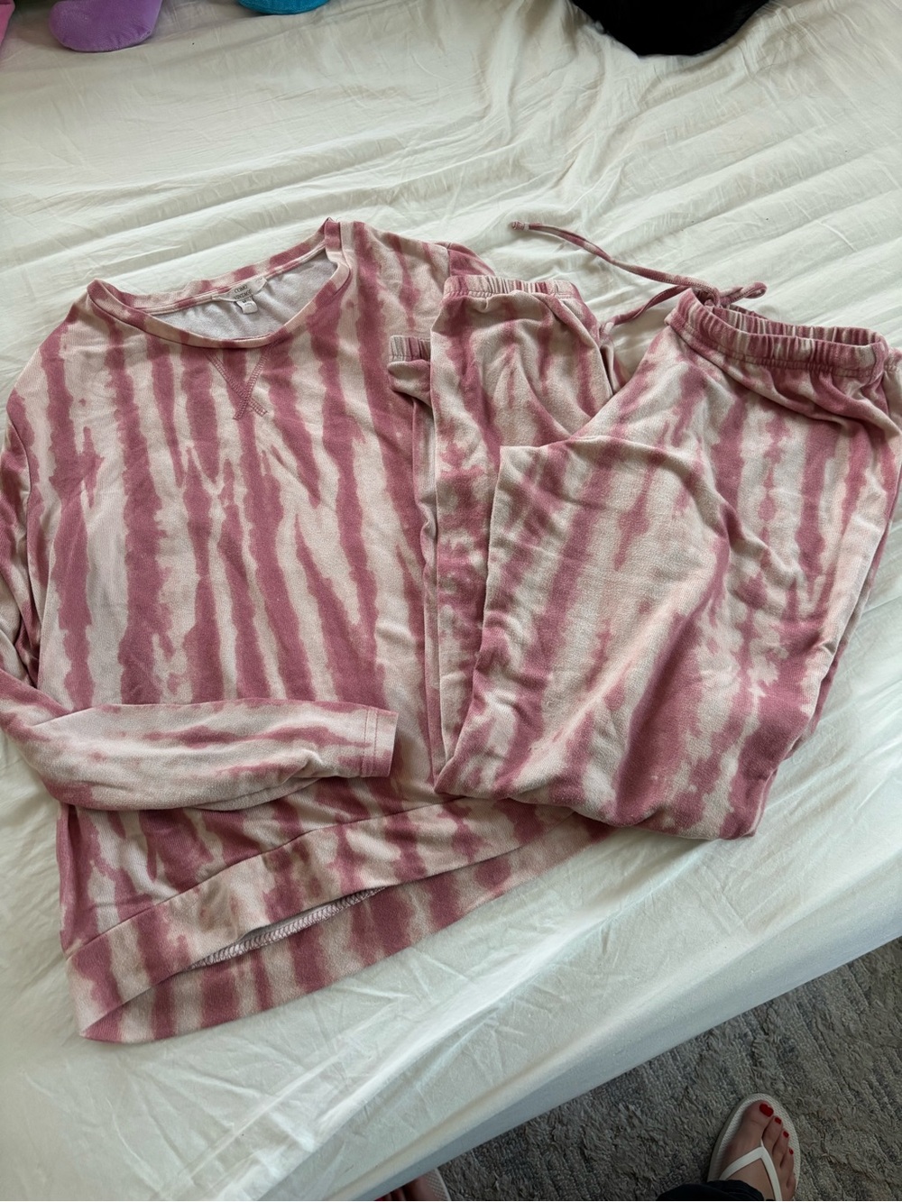 Como Vintage Pink Tie-Dye Relaxed Pajama Set